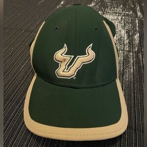 🔴 Under Armour USF Bulls Baseball Hat